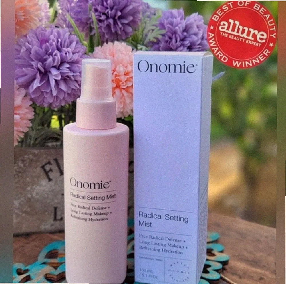 Onomie Radical Long Lasting Hydrating MakeUp Setting Spray Full + travel size